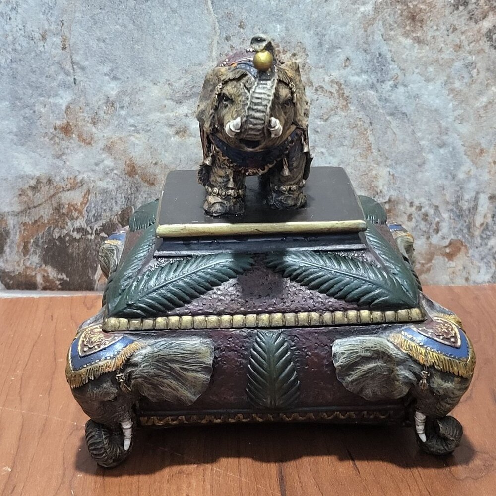 Vintage Decorative Elephant Trinket Box  with Lid Jewelry Keepsake Box